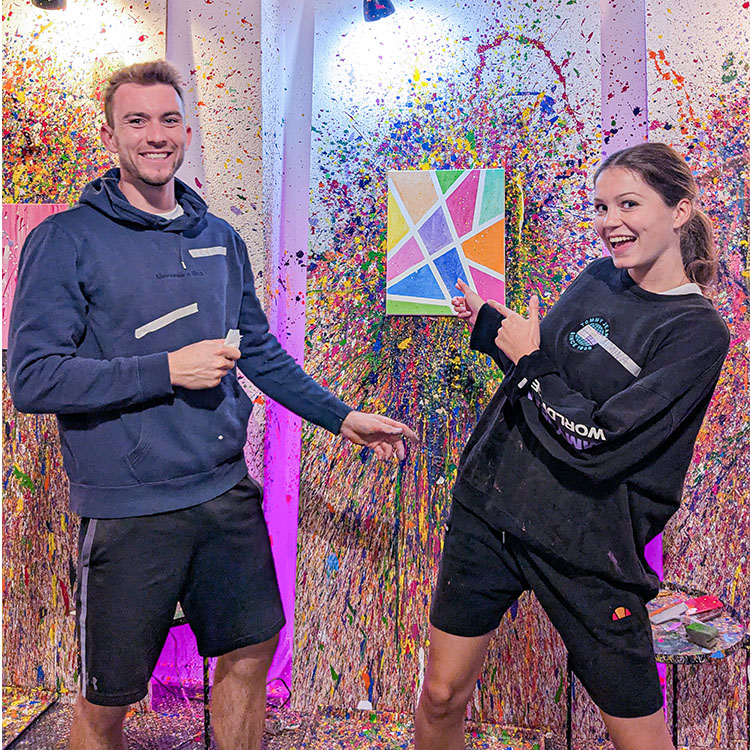 Action Painting mit Farbe und Bewegung bei The Colour Club